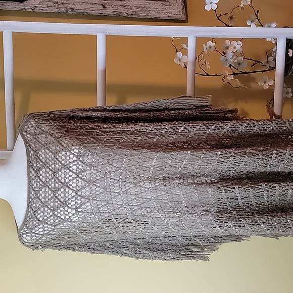 Tan Poncho Tassle Sequin - Picture 1 of 7